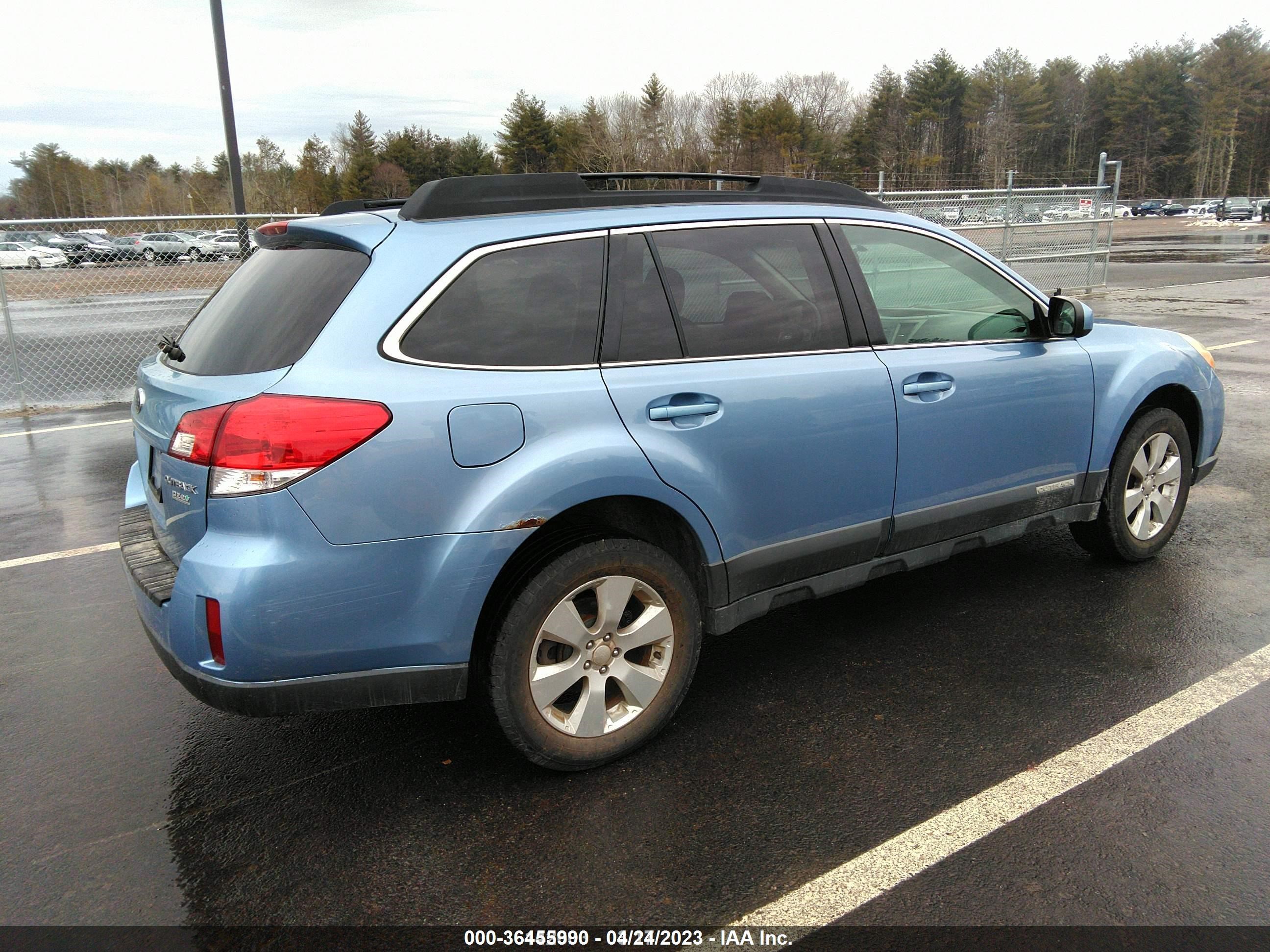 Photo 3 VIN: 4S4BRBCC6A3383650 - SUBARU OUTBACK 