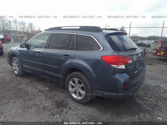 Photo 2 VIN: 4S4BRBCC6D3247720 - SUBARU OUTBACK 