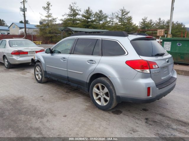 Photo 2 VIN: 4S4BRBCC6E3247279 - SUBARU OUTBACK 