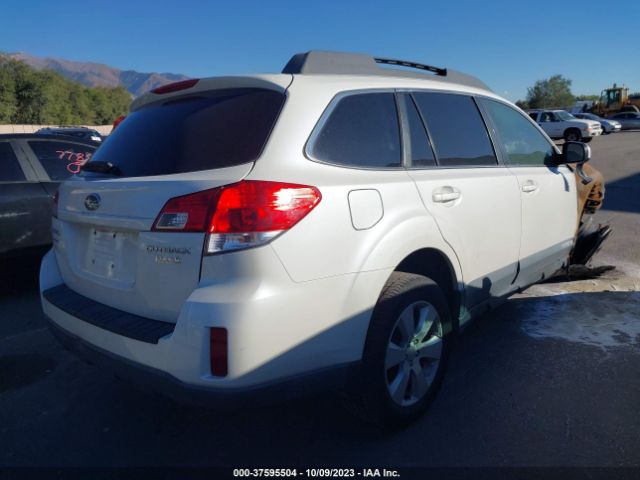 Photo 3 VIN: 4S4BRBCC8A3322767 - SUBARU OUTBACK 