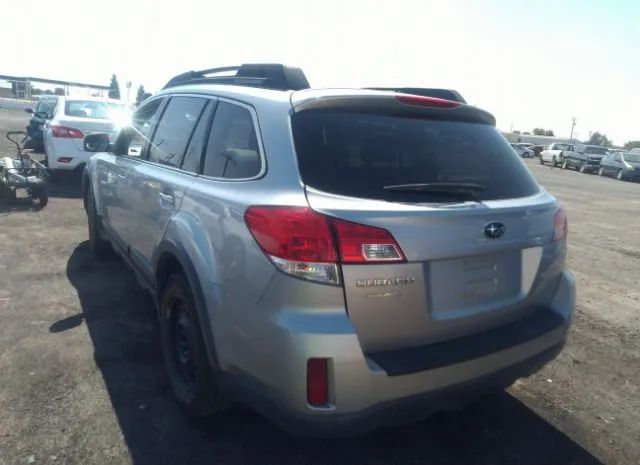 Photo 2 VIN: 4S4BRBCC8C1223977 - SUBARU OUTBACK 