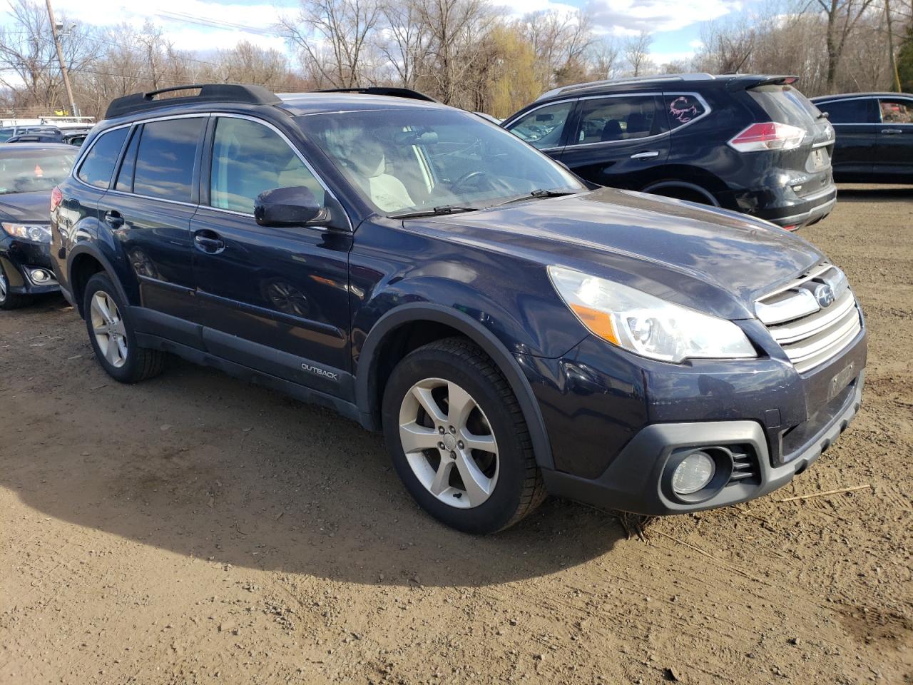 Photo 3 VIN: 4S4BRBCC8D1234740 - SUBARU OUTBACK 