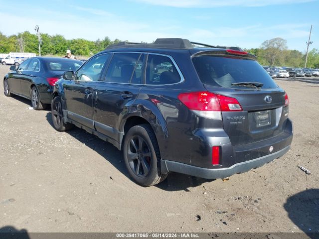 Photo 2 VIN: 4S4BRBCC8D3237738 - SUBARU OUTBACK 