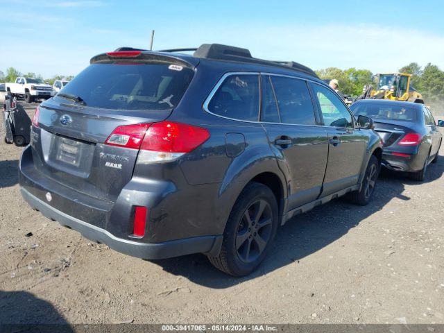 Photo 3 VIN: 4S4BRBCC8D3237738 - SUBARU OUTBACK 