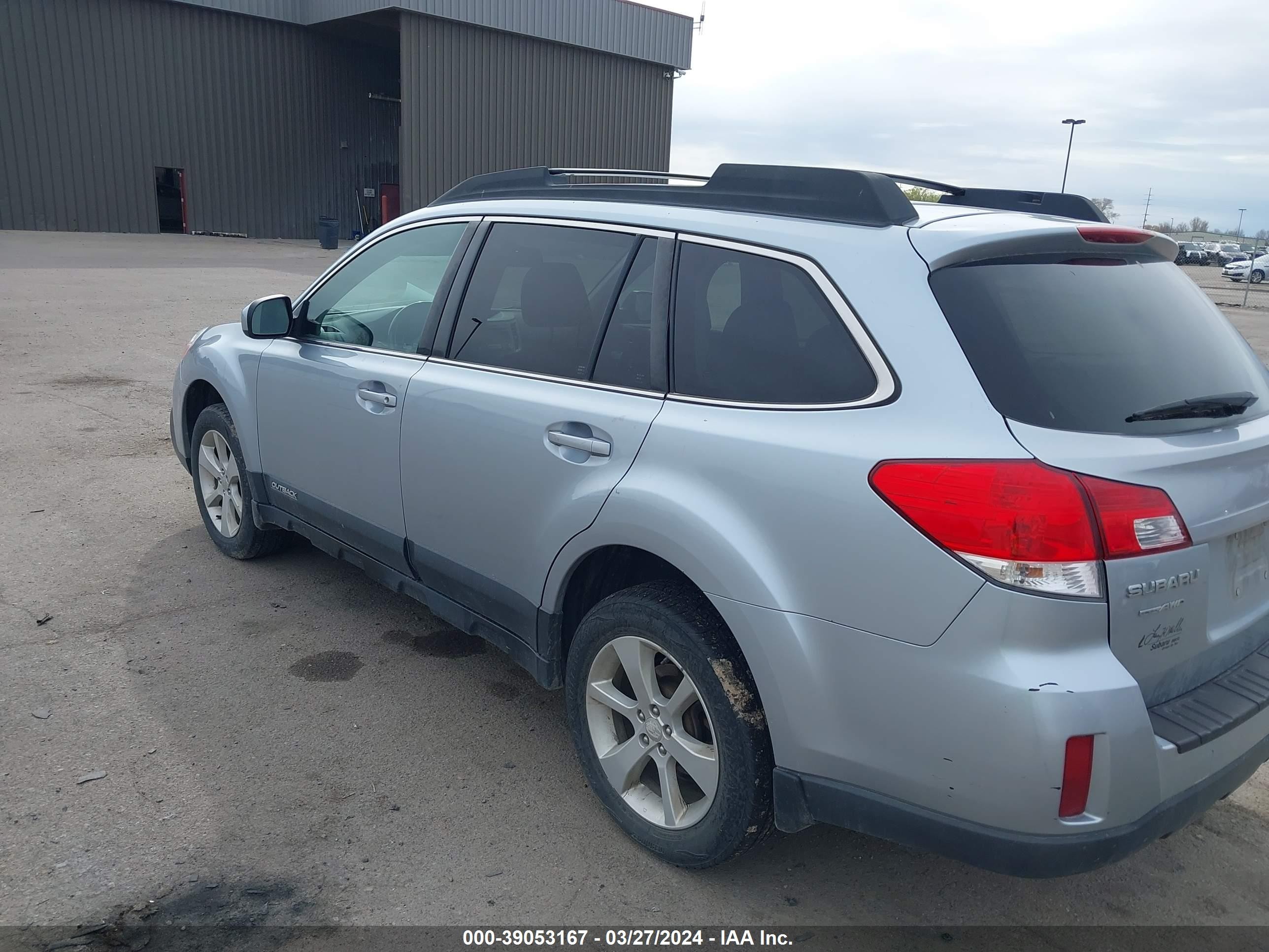 Photo 5 VIN: 4S4BRBCC8D3295218 - SUBARU OUTBACK 