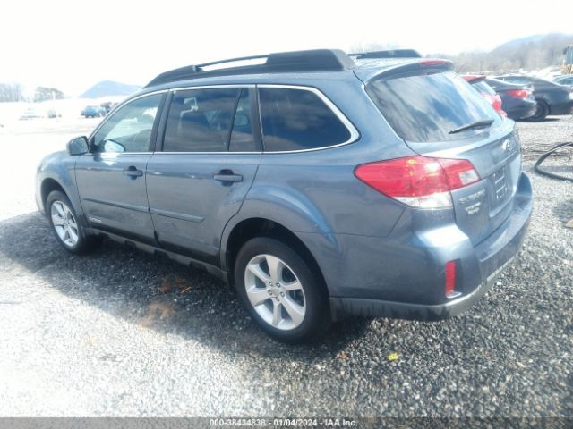 Photo 2 VIN: 4S4BRBCC9D3231382 - SUBARU OUTBACK 