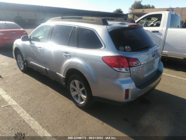 Photo 2 VIN: 4S4BRBCC9D3235092 - SUBARU OUTBACK 