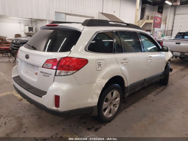 Photo 3 VIN: 4S4BRBCCXB3418210 - SUBARU OUTBACK 