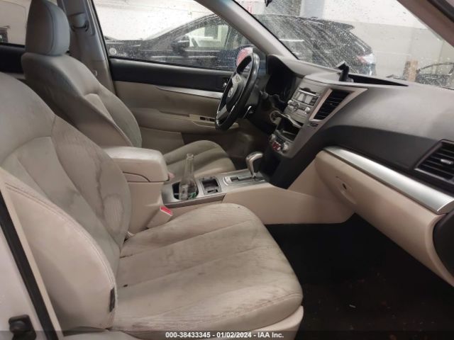 Photo 4 VIN: 4S4BRBCCXB3418210 - SUBARU OUTBACK 