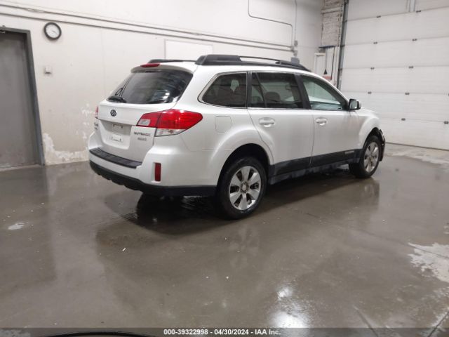 Photo 3 VIN: 4S4BRBCCXC3291735 - SUBARU OUTBACK 