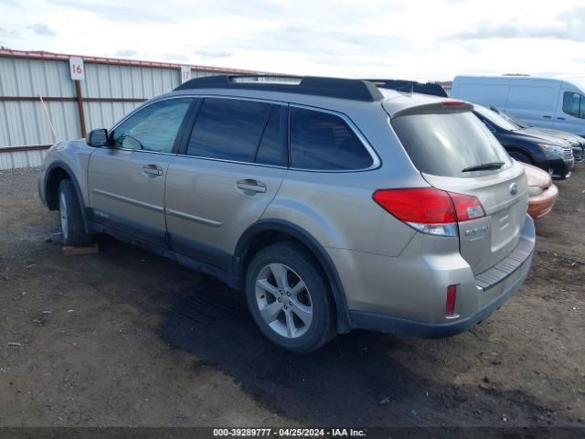 Photo 2 VIN: 4S4BRBDC1E3239010 - SUBARU OUTBACK 