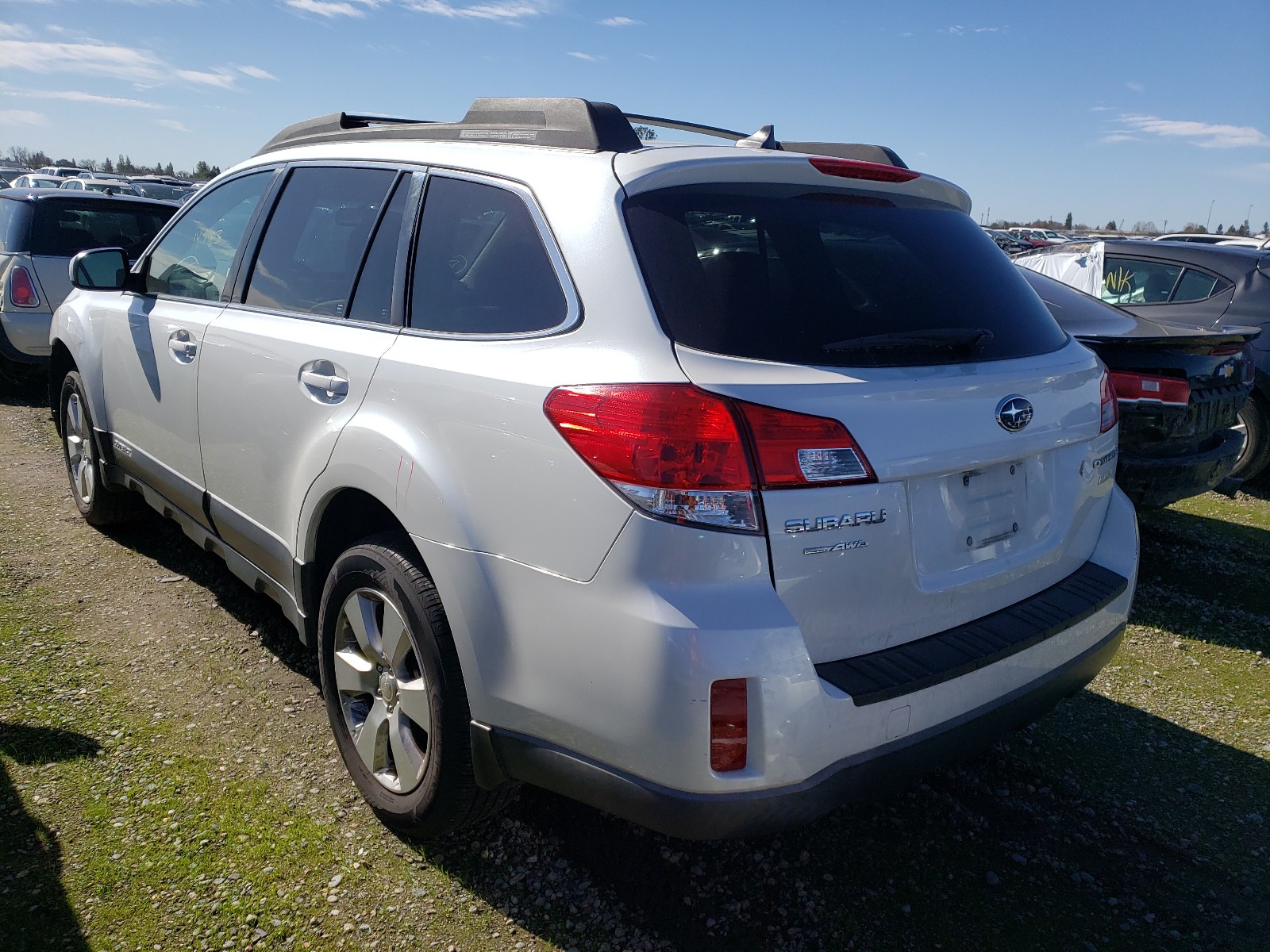 Photo 2 VIN: 4S4BRBFC0C3285289 - SUBARU OUTBACK 2. 