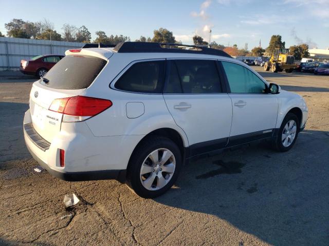 Photo 2 VIN: 4S4BRBFC6B3373388 - SUBARU OUTBACK 