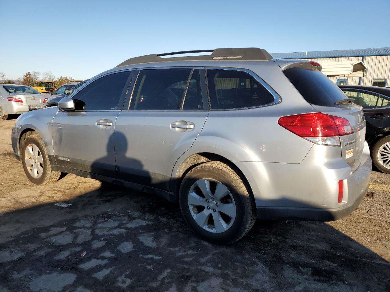 Photo 1 VIN: 4S4BRBGC1C3217761 - SUBARU OUTBACK 