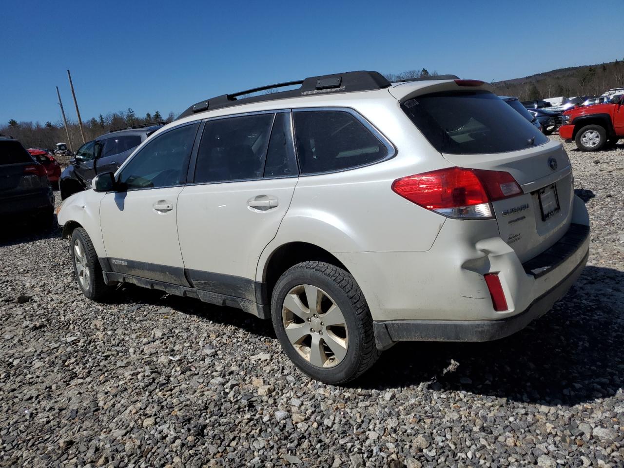 Photo 1 VIN: 4S4BRBGC2B3413030 - SUBARU OUTBACK 