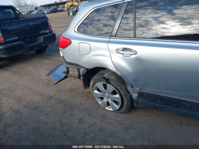 Photo 5 VIN: 4S4BRBGC2C3243592 - SUBARU OUTBACK 