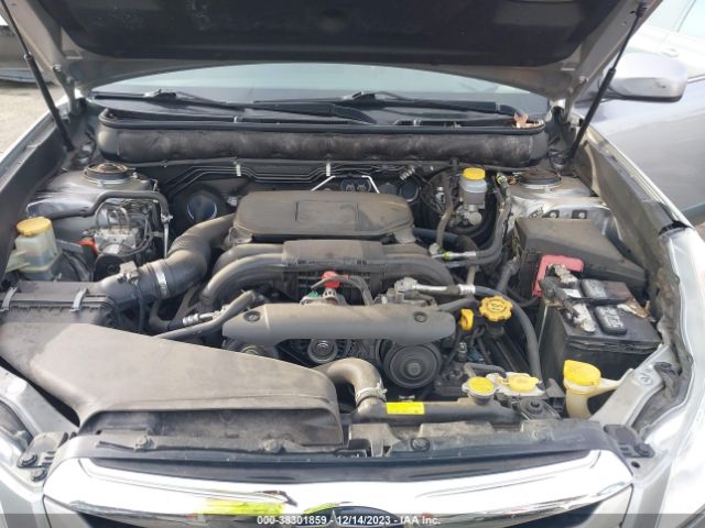 Photo 9 VIN: 4S4BRBGC3B3339200 - SUBARU OUTBACK 