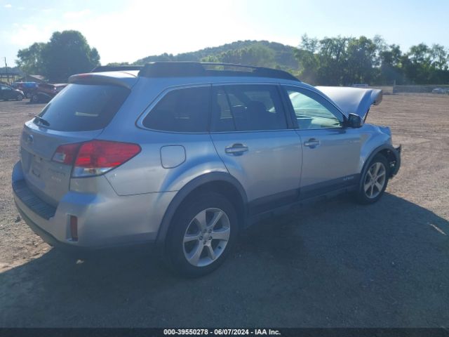 Photo 3 VIN: 4S4BRBGC5D3267726 - SUBARU OUTBACK 