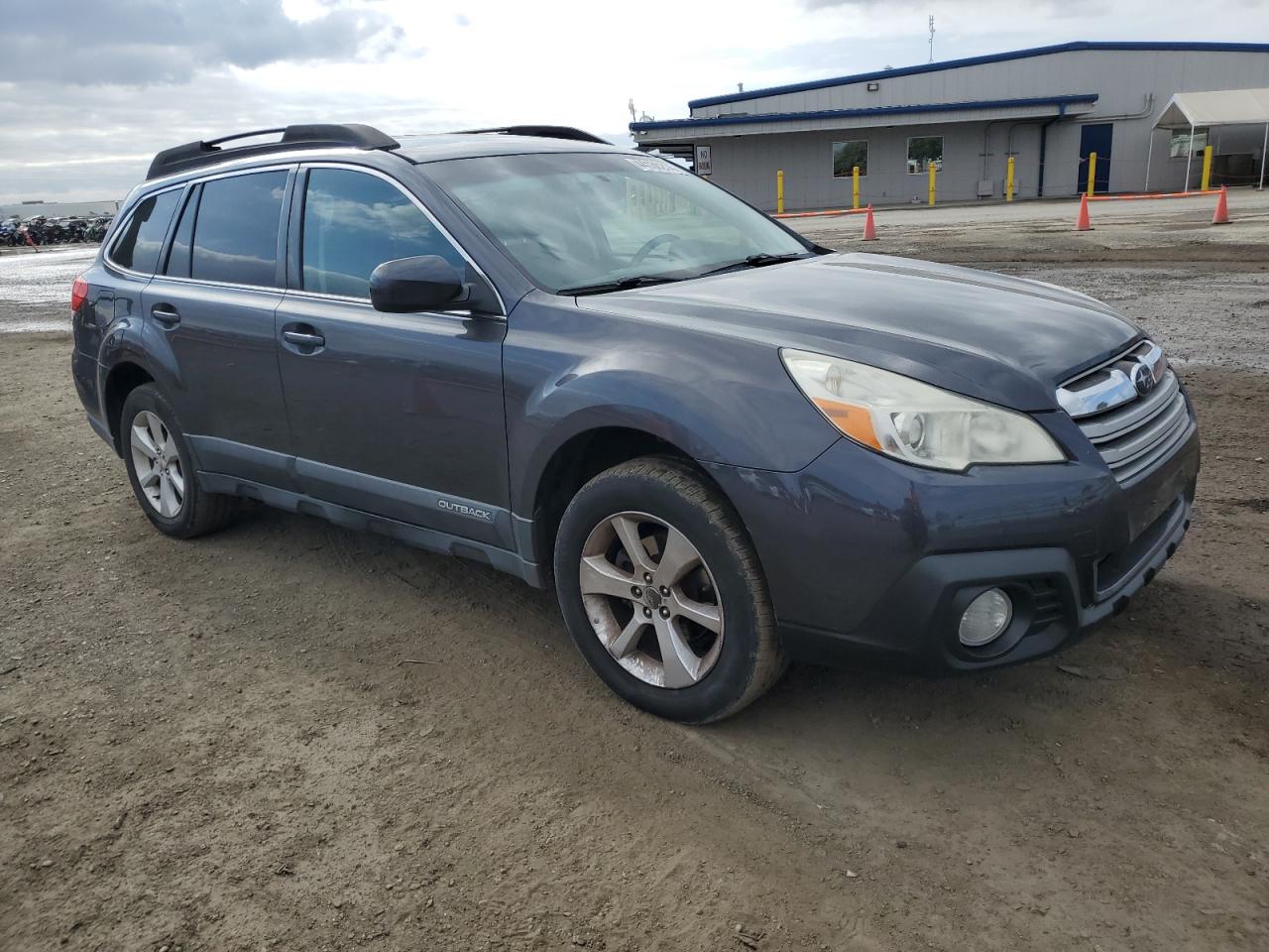 Photo 3 VIN: 4S4BRBGC5D3296045 - SUBARU OUTBACK 