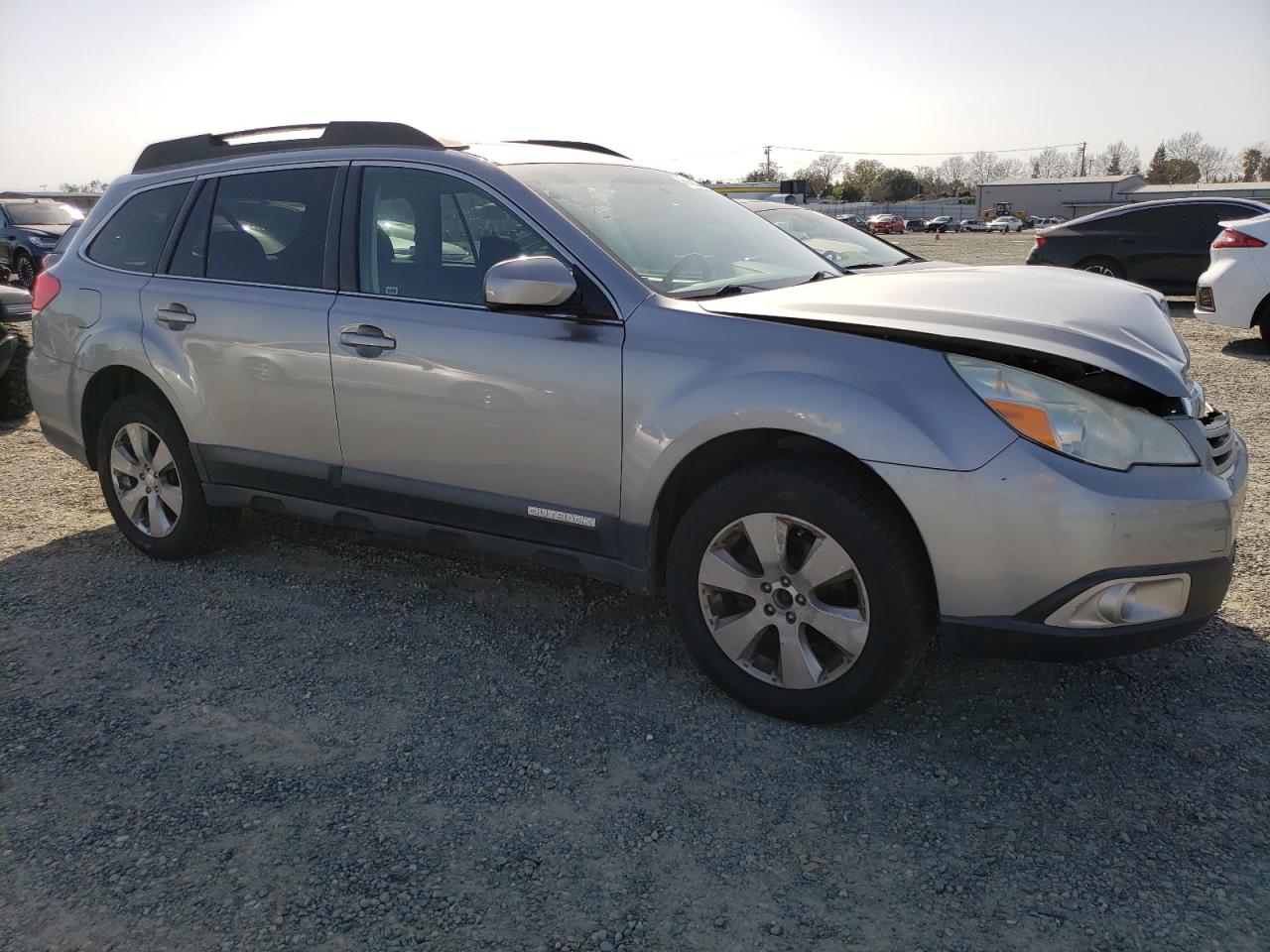 Photo 4 VIN: 4S4BRBGC6B3320348 - SUBARU OUTBACK 