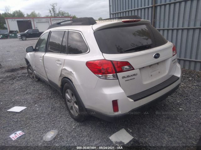 Photo 2 VIN: 4S4BRBGC7C3257410 - SUBARU OUTBACK 