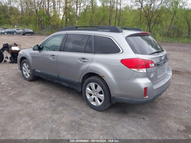 Photo 2 VIN: 4S4BRBGC8A3324321 - SUBARU OUTBACK 