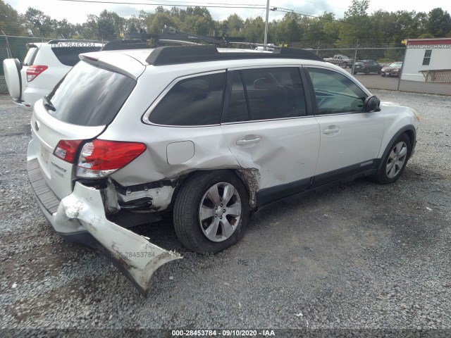 Photo 3 VIN: 4S4BRBGC8B3335966 - SUBARU OUTBACK 