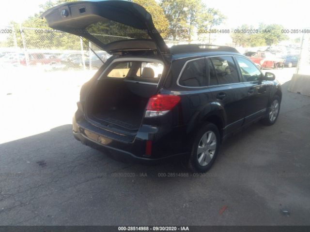 Photo 3 VIN: 4S4BRBGCXB3367821 - SUBARU OUTBACK 