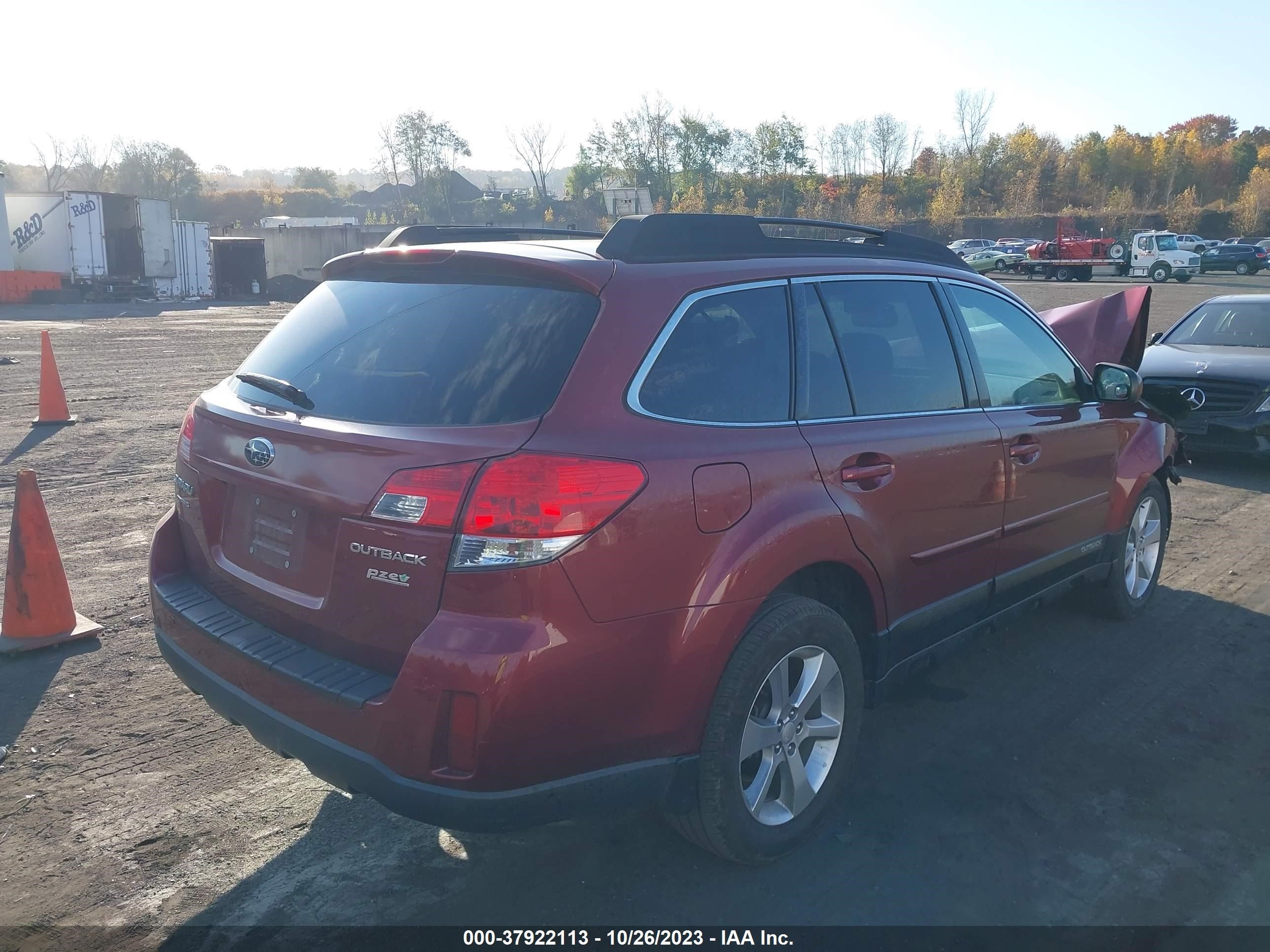 Photo 3 VIN: 4S4BRBGCXD3288491 - SUBARU OUTBACK 