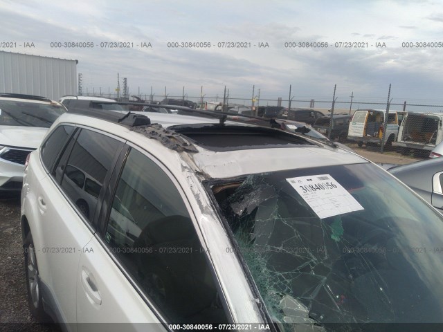 Photo 5 VIN: 4S4BRBHCXA3380033 - SUBARU OUTBACK 