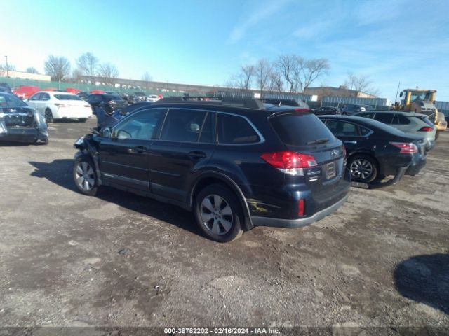 Photo 2 VIN: 4S4BRBJC0C3215914 - SUBARU OUTBACK 