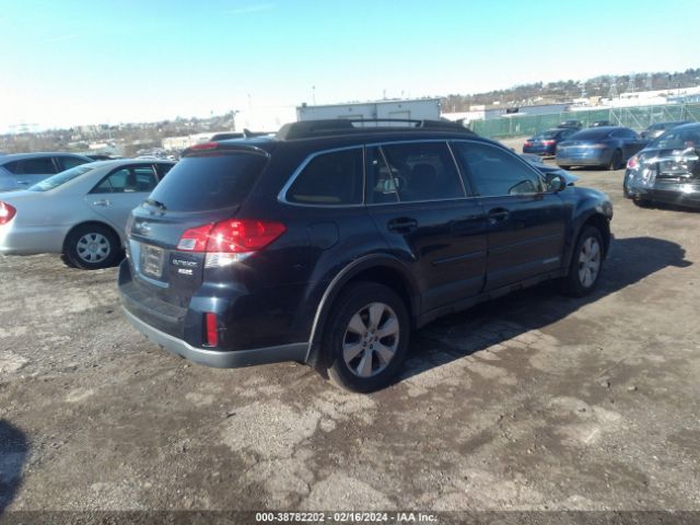 Photo 3 VIN: 4S4BRBJC0C3215914 - SUBARU OUTBACK 