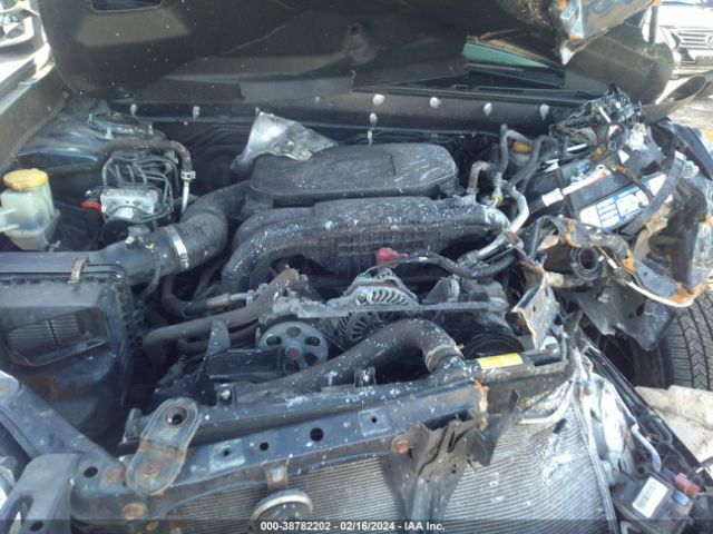 Photo 9 VIN: 4S4BRBJC0C3215914 - SUBARU OUTBACK 