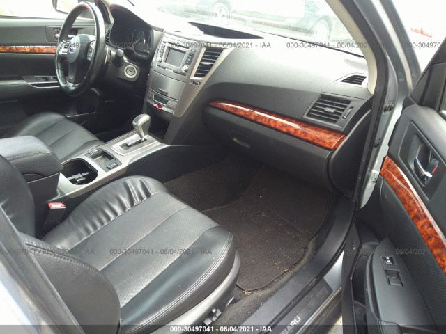 Photo 4 VIN: 4S4BRBJC2C3302648 - SUBARU OUTBACK 