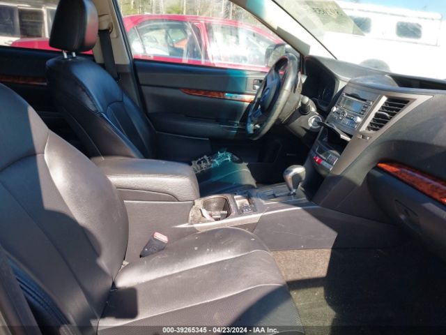 Photo 4 VIN: 4S4BRBJC3B3413207 - SUBARU OUTBACK 