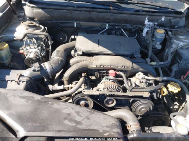 Photo 9 VIN: 4S4BRBJC3B3413207 - SUBARU OUTBACK 