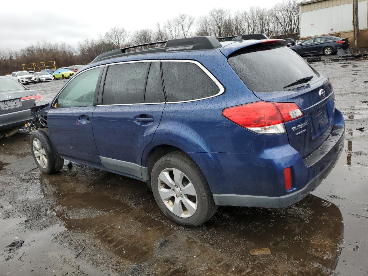 Photo 1 VIN: 4S4BRBJC8B3358947 - SUBARU OUTBACK 