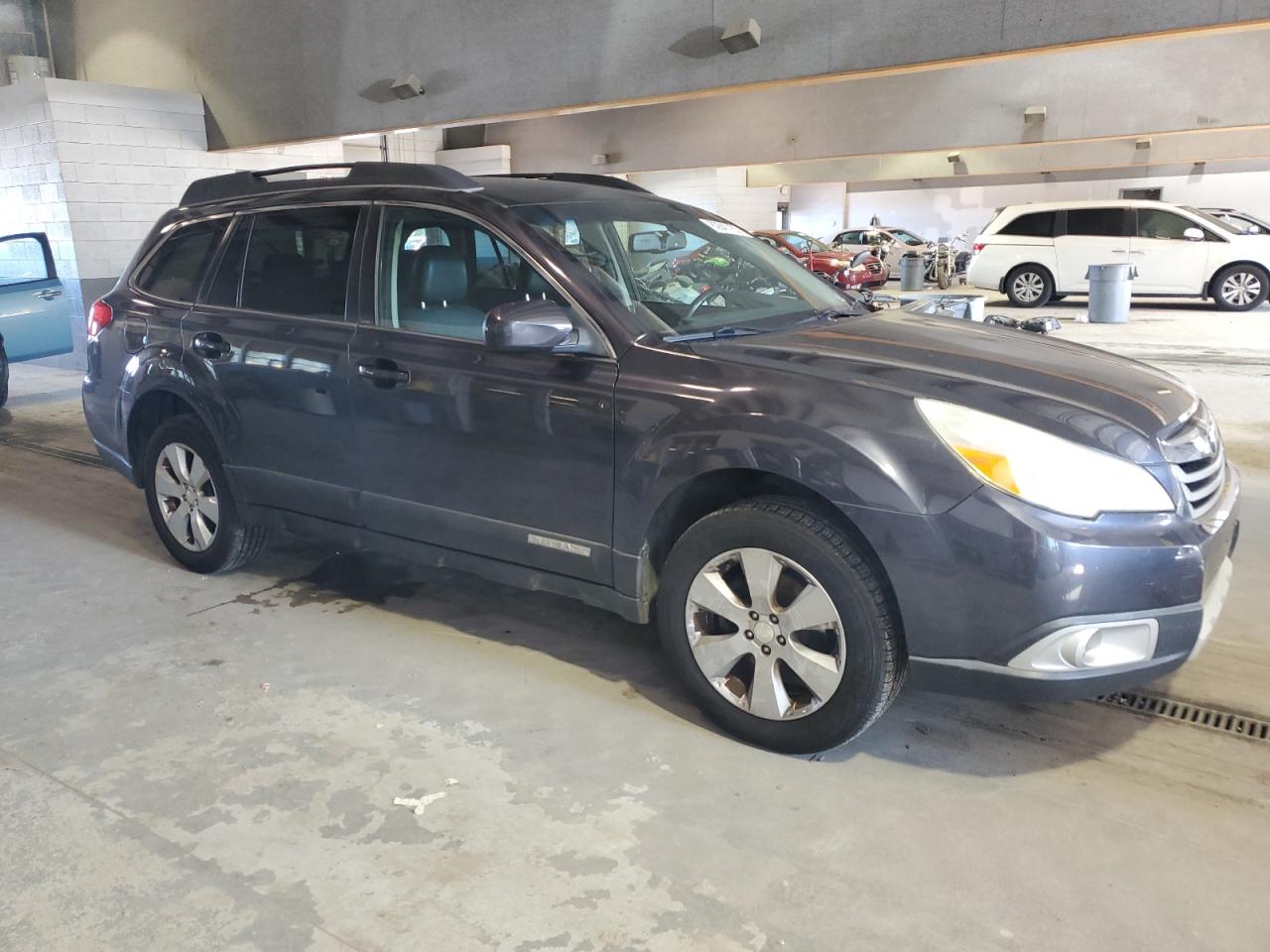 Photo 3 VIN: 4S4BRBJCXB3412846 - SUBARU OUTBACK 