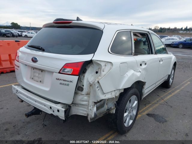 Photo 3 VIN: 4S4BRBKC0B3393383 - SUBARU OUTBACK 