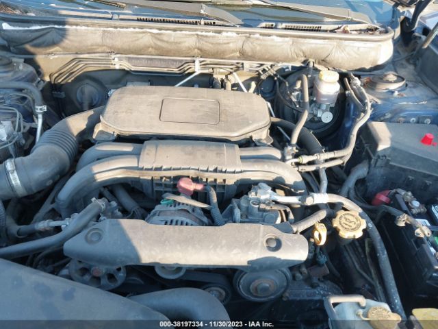 Photo 9 VIN: 4S4BRBKC0B3404558 - SUBARU OUTBACK 