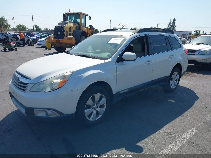 Photo 1 VIN: 4S4BRBKC0B3405046 - SUBARU OUTBACK 