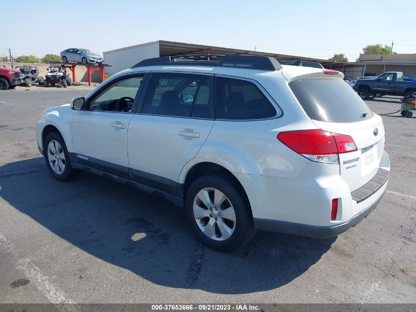 Photo 2 VIN: 4S4BRBKC0B3405046 - SUBARU OUTBACK 