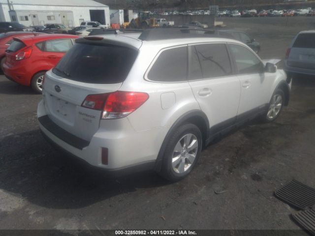 Photo 3 VIN: 4S4BRBKC0C3225468 - SUBARU OUTBACK 