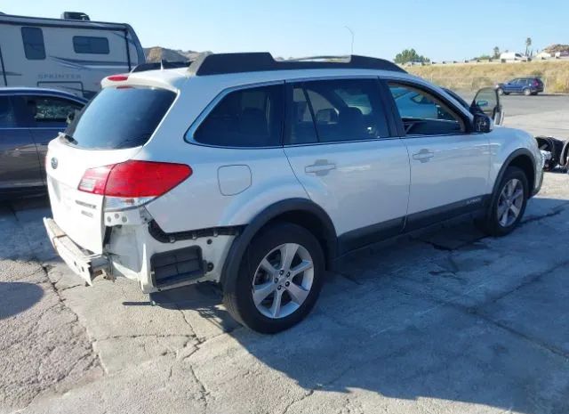 Photo 3 VIN: 4S4BRBKC0E3279324 - SUBARU OUTBACK 