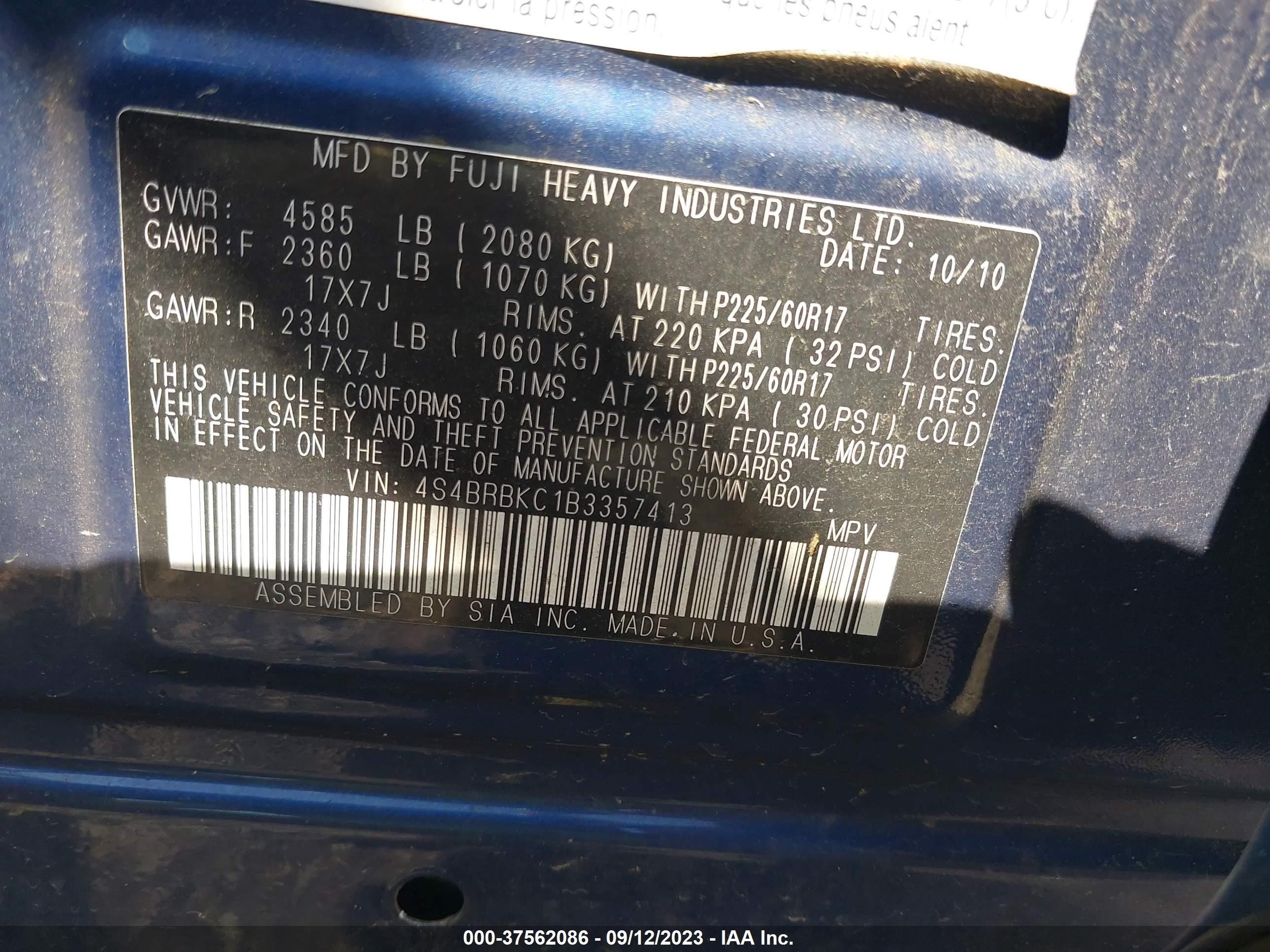 Photo 8 VIN: 4S4BRBKC1B3357413 - SUBARU OUTBACK 