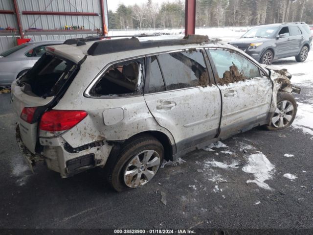 Photo 3 VIN: 4S4BRBKC1C3207397 - SUBARU OUTBACK 