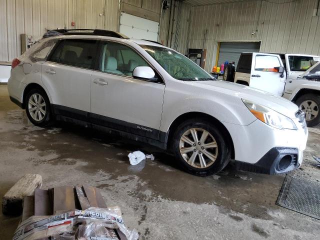 Photo 3 VIN: 4S4BRBKC1E3322018 - SUBARU OUTBACK 