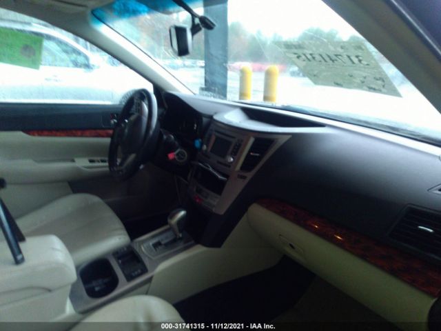 Photo 4 VIN: 4S4BRBKC2C3235354 - SUBARU OUTBACK 