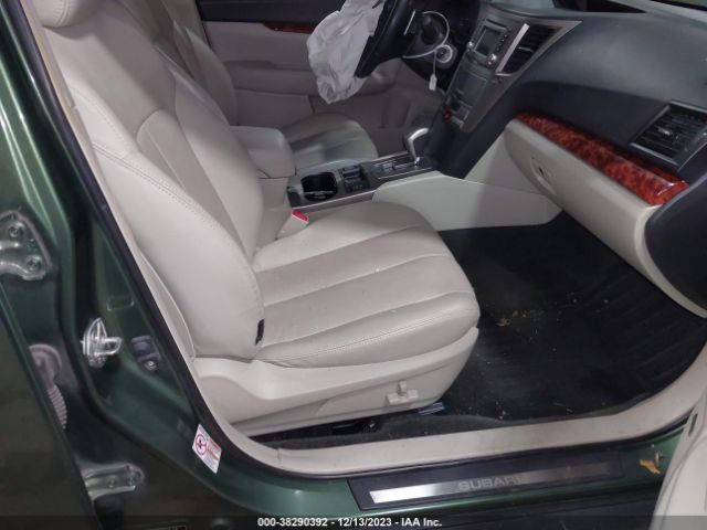 Photo 4 VIN: 4S4BRBKC2C3273442 - SUBARU OUTBACK 