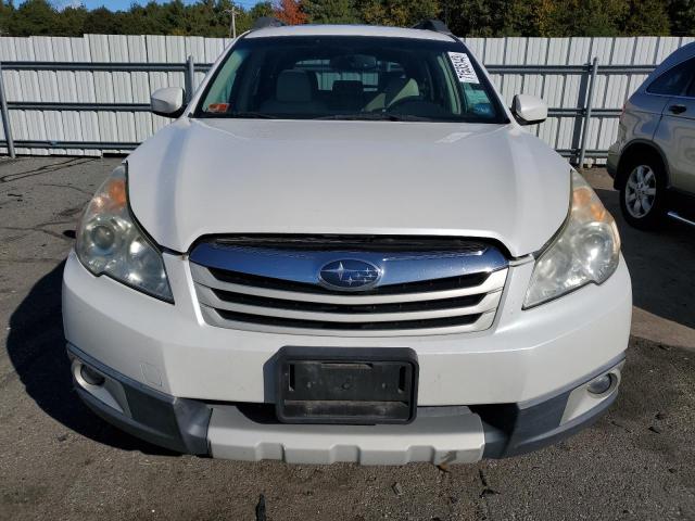 Photo 4 VIN: 4S4BRBKC3B3434055 - SUBARU OUTBACK 